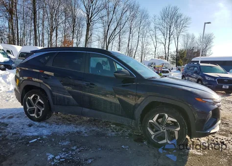 2022 Hyundai Tucson Sel z USA, uszkodzony, nr VIN 5NMJFCAE1NH056146